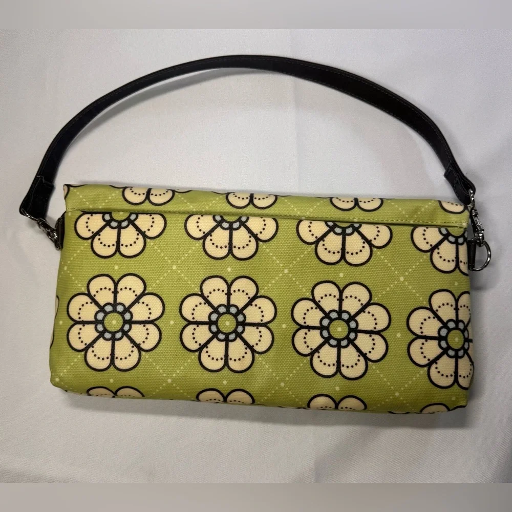 Petunia Pickle Bottom Clutch/Shoulder Bag - Green Daisy Floral